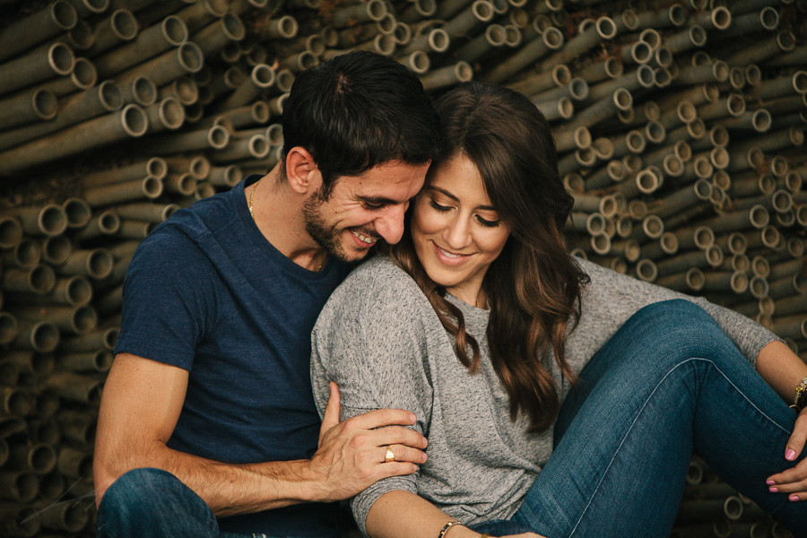 Rustic Engagement Pictures (7)